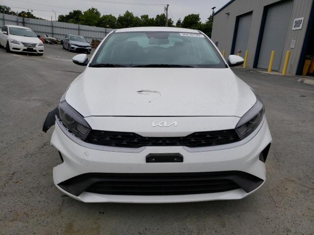 Photo 4 VIN: 3KPF24AD4PE596776 - KIA FORTE LX 