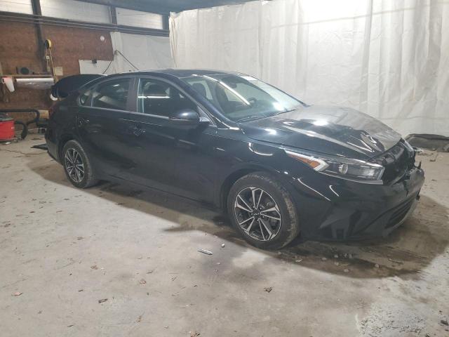 Photo 3 VIN: 3KPF24AD4PE605315 - KIA FORTE LX 