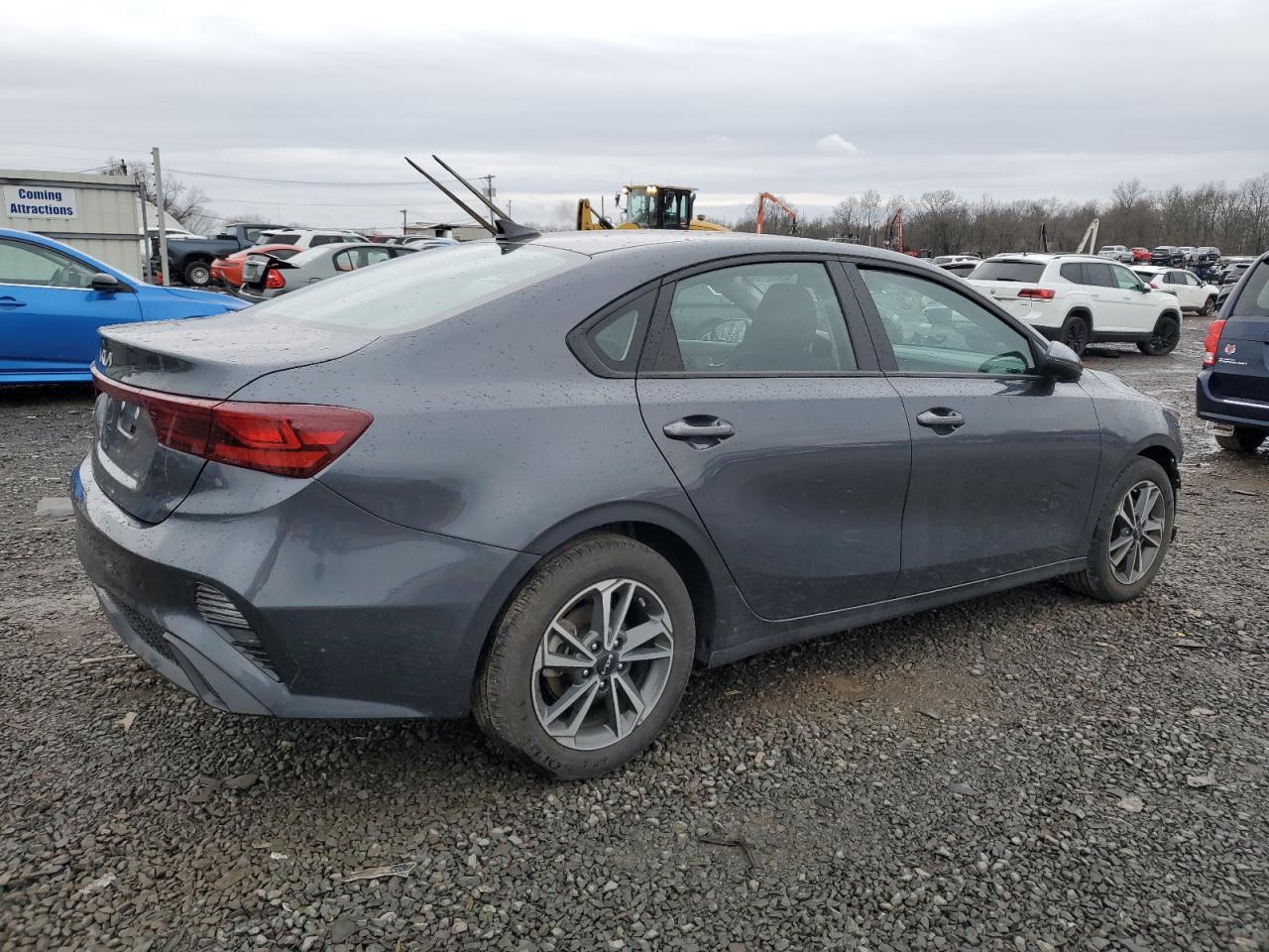 Photo 2 VIN: 3KPF24AD4PE614872 - KIA FORTE 