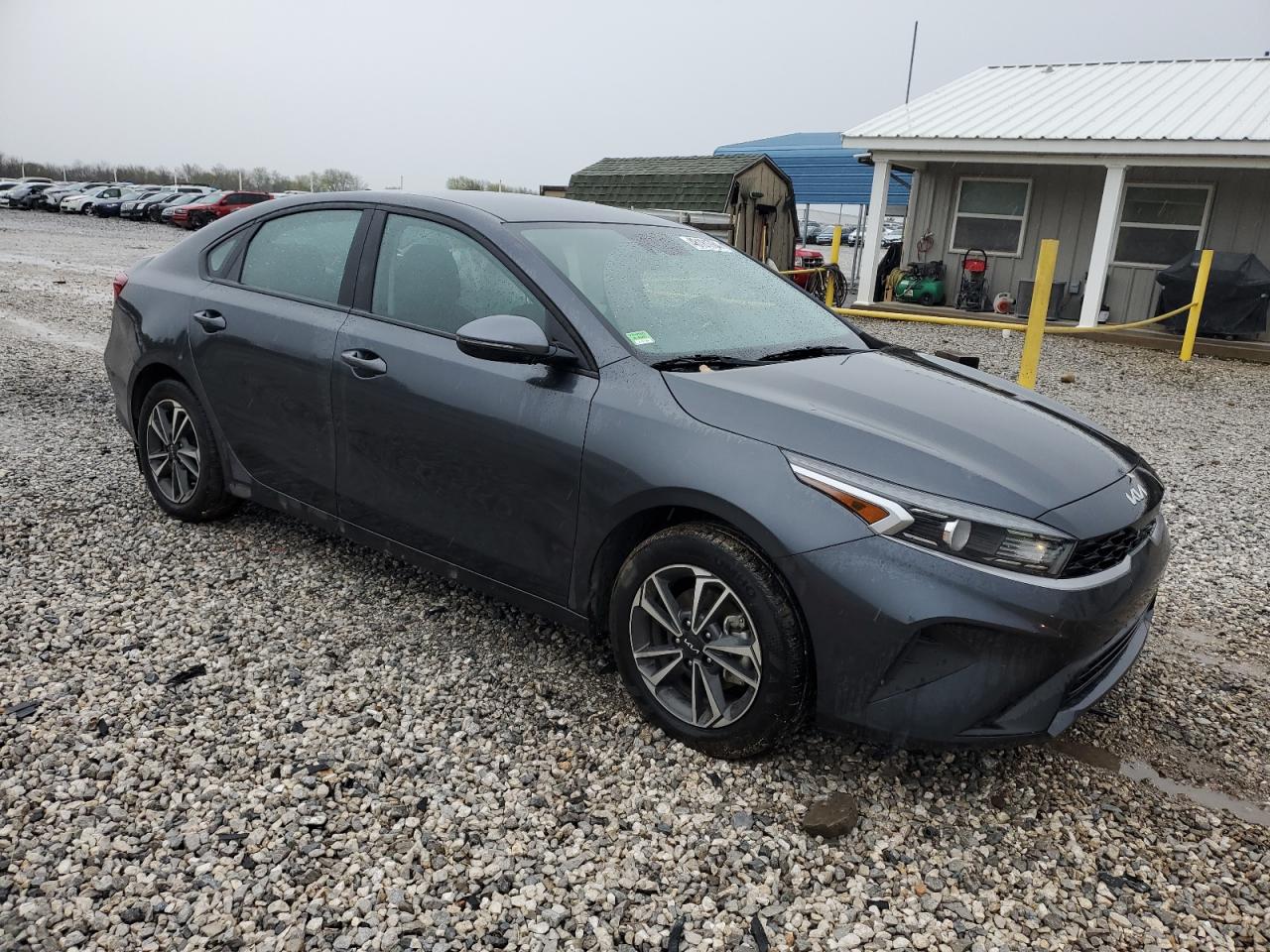 Photo 3 VIN: 3KPF24AD4PE615360 - KIA FORTE 