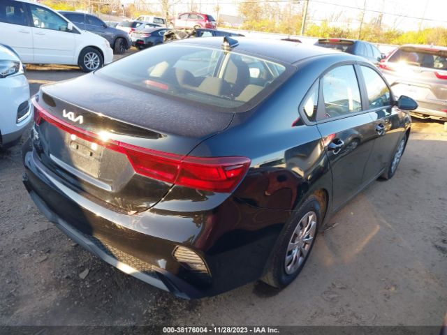 Photo 3 VIN: 3KPF24AD4PE636984 - KIA FORTE 