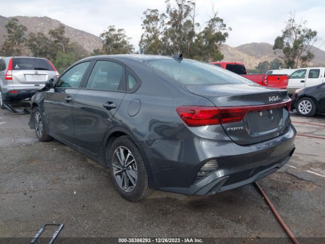 Photo 2 VIN: 3KPF24AD4PE664980 - KIA FORTE 