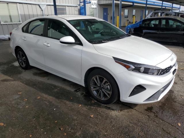 Photo 3 VIN: 3KPF24AD4RE766069 - KIA FORTE LX 