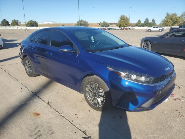 Photo 3 VIN: 3KPF24AD4RE796138 - KIA FORTE LX 