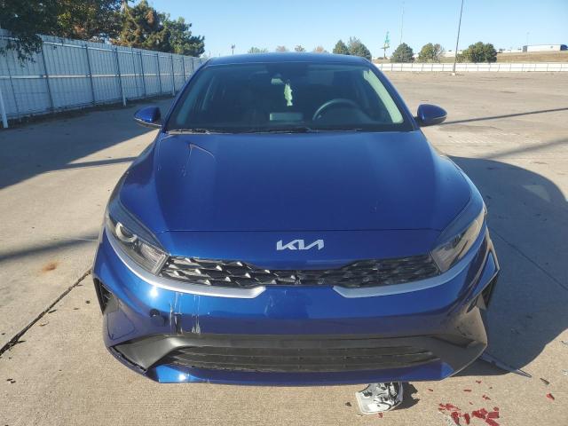 Photo 4 VIN: 3KPF24AD4RE796138 - KIA FORTE LX 