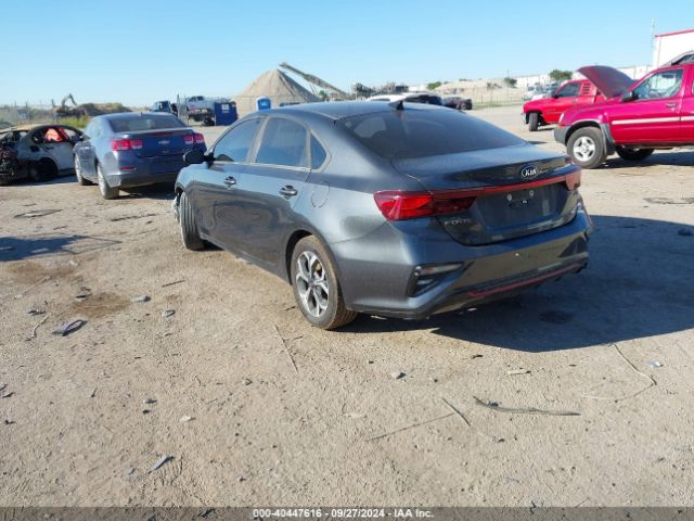 Photo 2 VIN: 3KPF24AD5KE008151 - KIA FORTE 