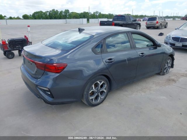 Photo 3 VIN: 3KPF24AD5KE030019 - KIA FORTE 