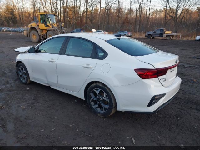 Photo 2 VIN: 3KPF24AD5KE037603 - KIA FORTE 