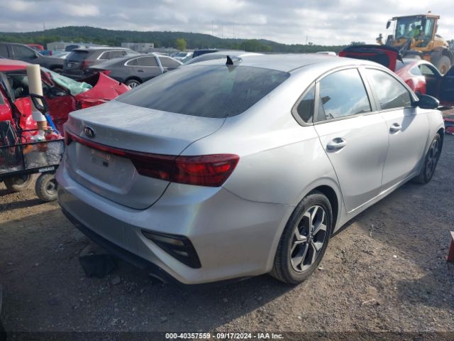 Photo 3 VIN: 3KPF24AD5KE052263 - KIA FORTE 