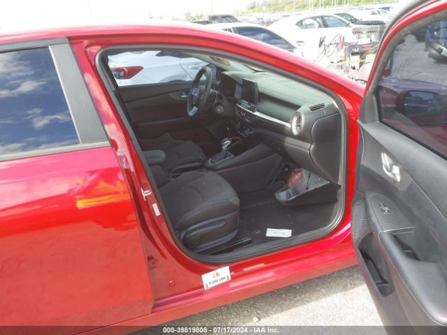 Photo 4 VIN: 3KPF24AD5KE053610 - KIA FORTE 