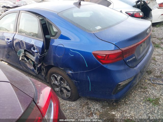 Photo 2 VIN: 3KPF24AD5KE064848 - KIA FORTE 