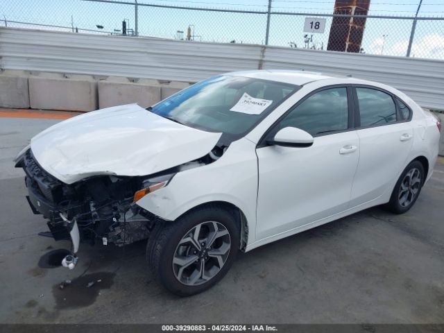 Photo 1 VIN: 3KPF24AD5KE066437 - KIA FORTE 