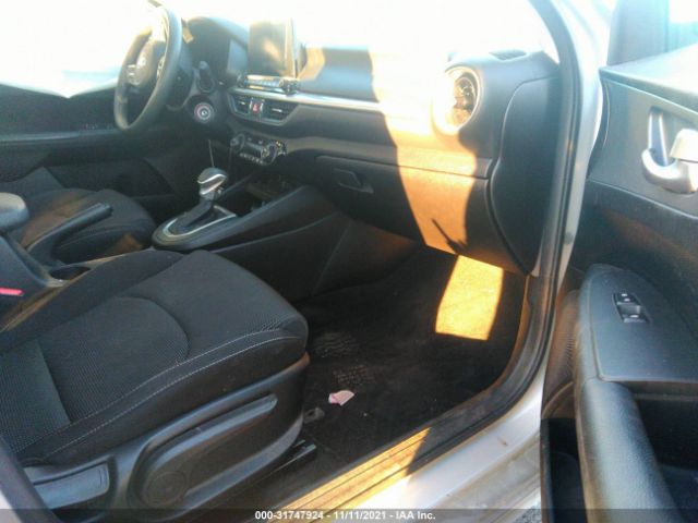 Photo 4 VIN: 3KPF24AD5KE066681 - KIA FORTE 