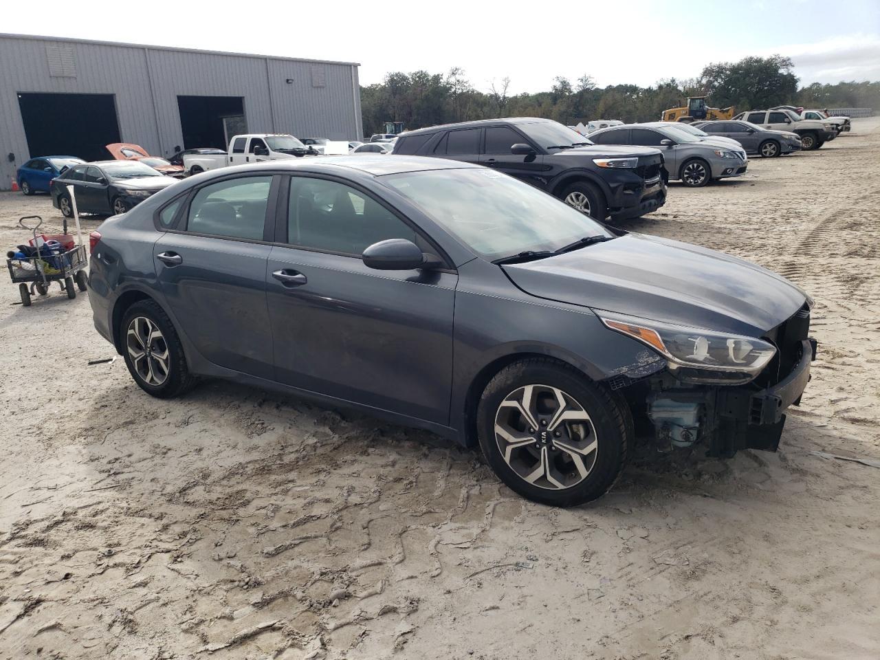 Photo 3 VIN: 3KPF24AD5KE078202 - KIA FORTE 