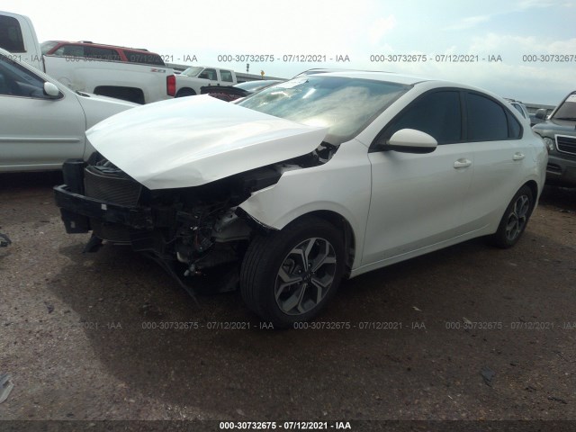 Photo 1 VIN: 3KPF24AD5KE090382 - KIA FORTE 