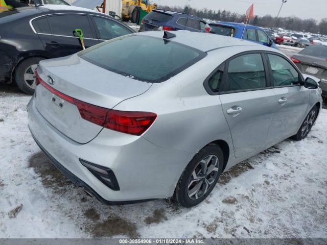 Photo 3 VIN: 3KPF24AD5KE099048 - KIA FORTE 