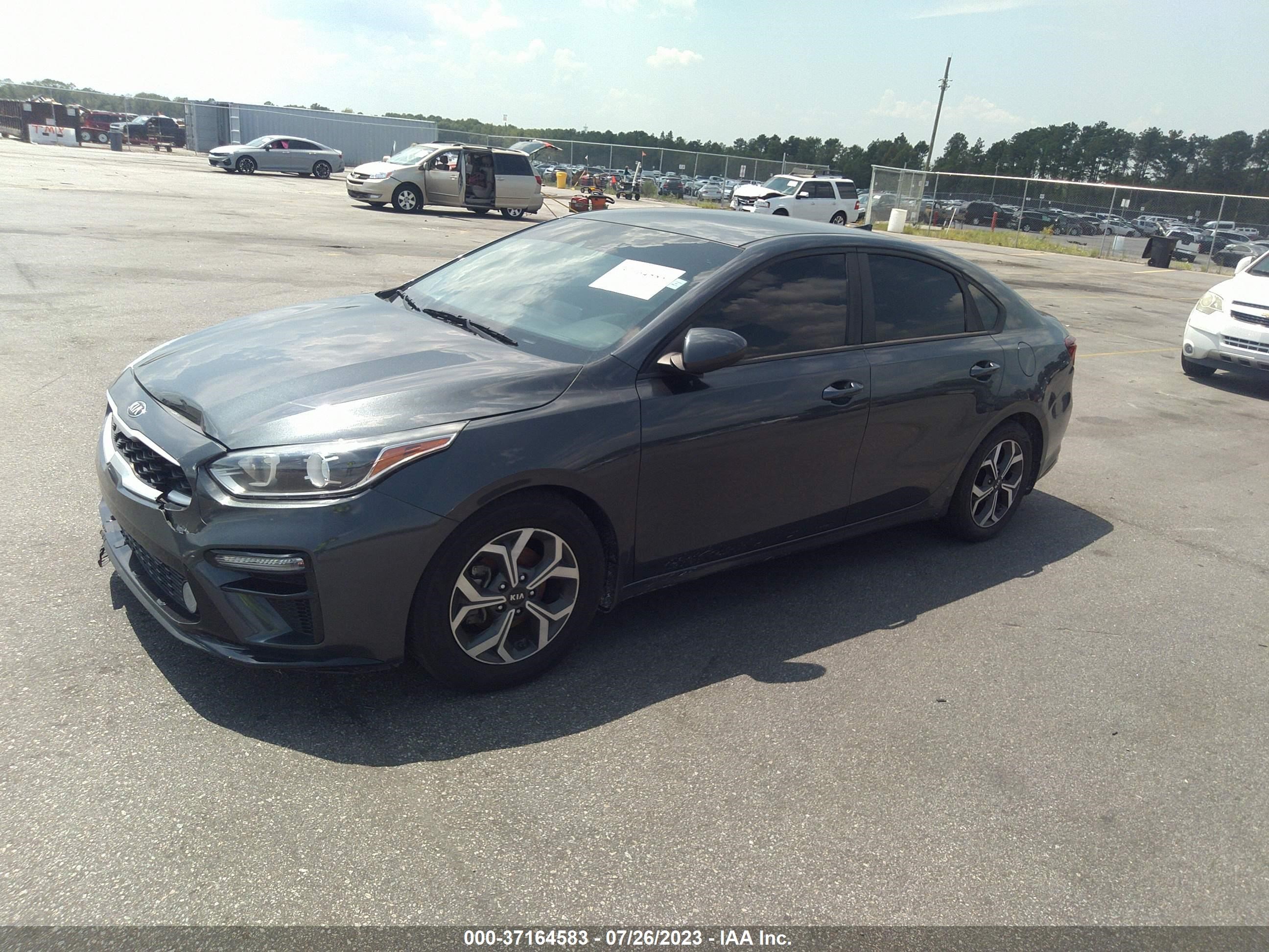 Photo 1 VIN: 3KPF24AD5KE115295 - KIA FORTE 