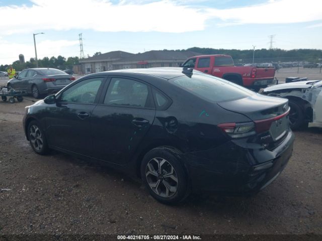 Photo 2 VIN: 3KPF24AD5KE133991 - KIA FORTE 