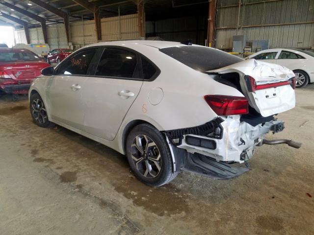 Photo 2 VIN: 3KPF24AD5KE135191 - KIA FORTE FE 