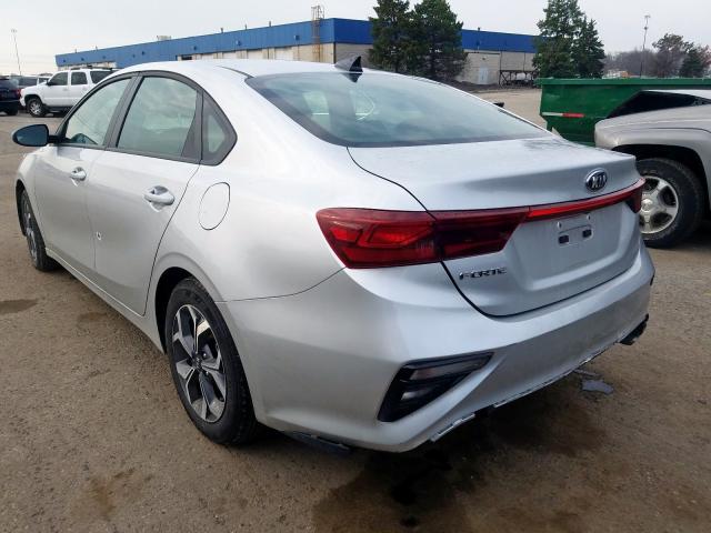 Photo 2 VIN: 3KPF24AD5KE135403 - KIA FORTE FE 