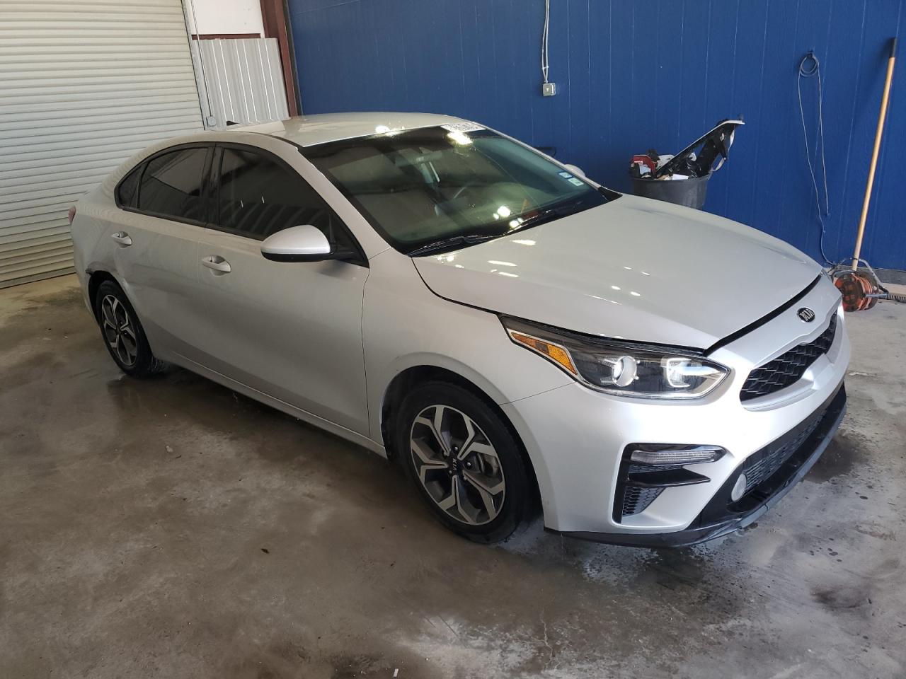 Photo 15 VIN: 3KPF24AD5KE137863 - KIA FORTE 