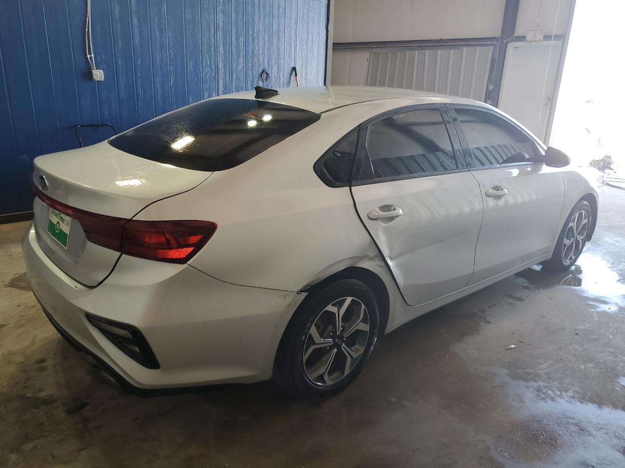 Photo 16 VIN: 3KPF24AD5KE137863 - KIA FORTE 