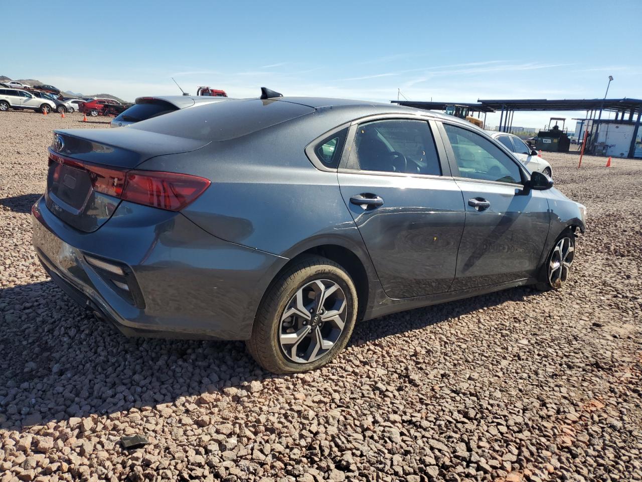 Photo 2 VIN: 3KPF24AD5LE220355 - KIA FORTE 