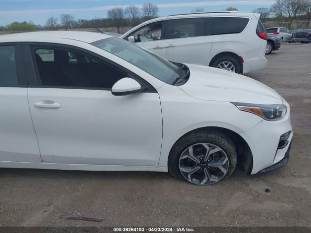 Photo 5 VIN: 3KPF24AD5LE233333 - KIA FORTE 