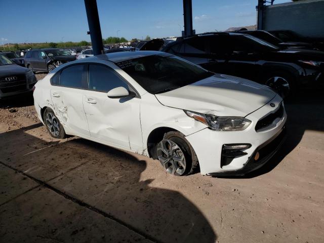 Photo 3 VIN: 3KPF24AD5ME266317 - KIA FORTE FE 