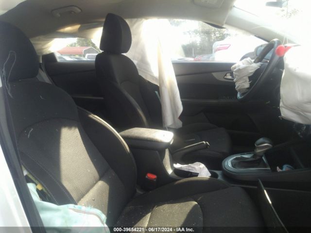 Photo 4 VIN: 3KPF24AD5ME277298 - KIA FORTE 