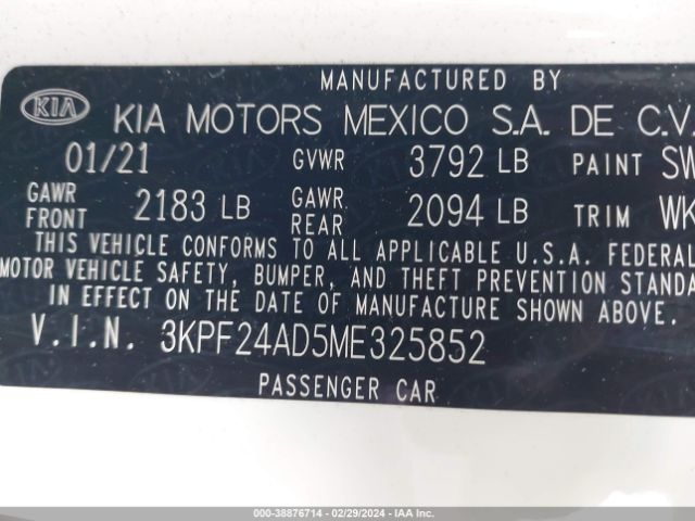 Photo 8 VIN: 3KPF24AD5ME325852 - KIA FORTE 