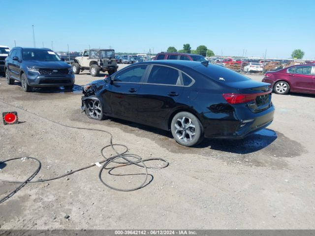 Photo 2 VIN: 3KPF24AD5ME330873 - KIA FORTE 