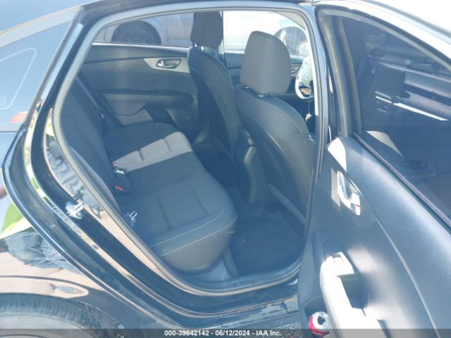 Photo 7 VIN: 3KPF24AD5ME330873 - KIA FORTE 