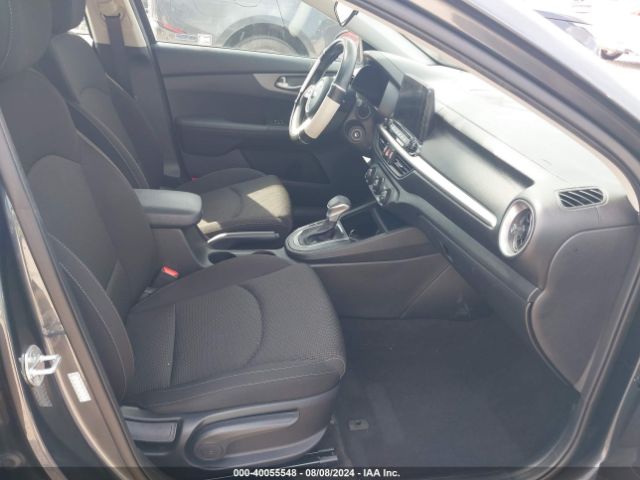 Photo 4 VIN: 3KPF24AD5ME337497 - KIA FORTE 