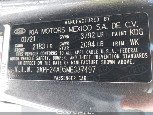 Photo 8 VIN: 3KPF24AD5ME337497 - KIA FORTE 