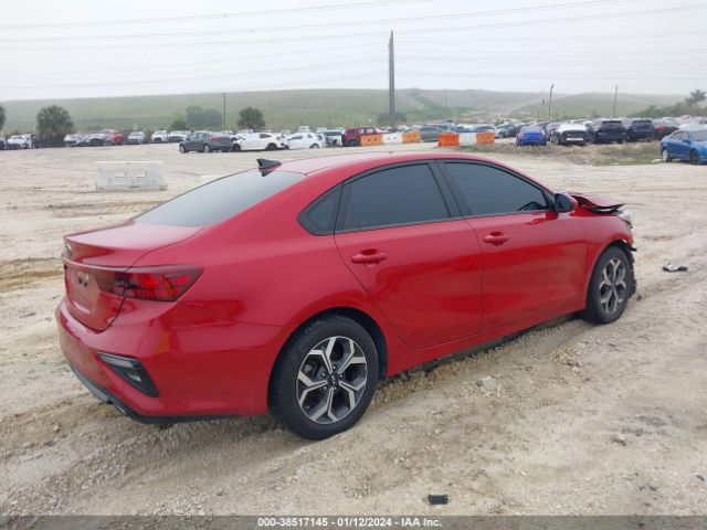 Photo 3 VIN: 3KPF24AD5ME346247 - KIA FORTE 