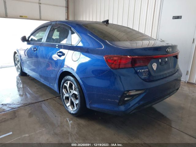 Photo 2 VIN: 3KPF24AD5ME369415 - KIA FORTE 