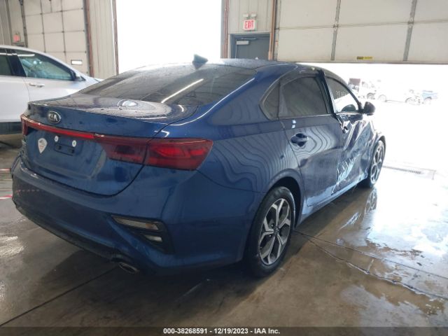 Photo 3 VIN: 3KPF24AD5ME369415 - KIA FORTE 