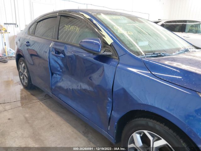 Photo 5 VIN: 3KPF24AD5ME369415 - KIA FORTE 