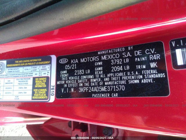 Photo 8 VIN: 3KPF24AD5ME371570 - KIA FORTE 