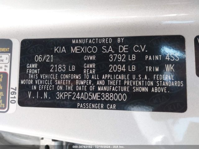 Photo 8 VIN: 3KPF24AD5ME388000 - KIA FORTE 