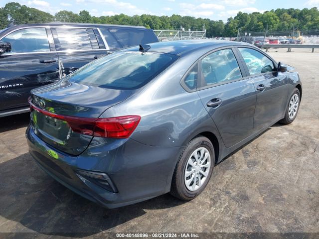 Photo 3 VIN: 3KPF24AD5ME394637 - KIA FORTE 