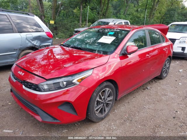 Photo 1 VIN: 3KPF24AD5NE478040 - KIA FORTE 