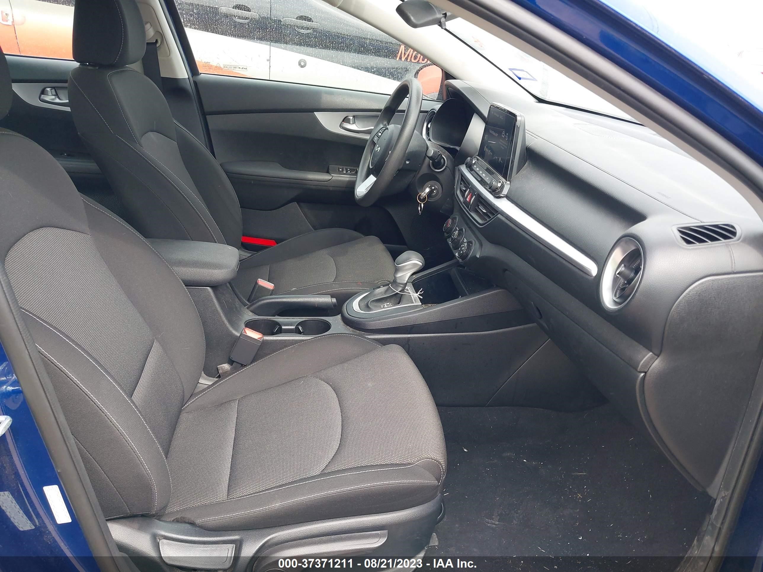 Photo 4 VIN: 3KPF24AD5NE478524 - KIA FORTE 