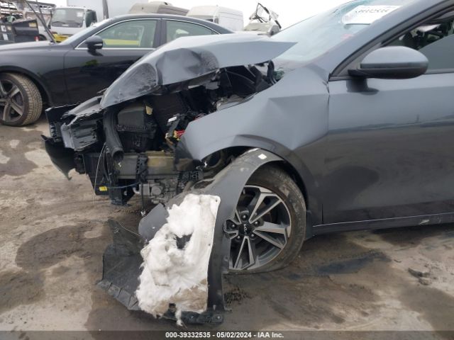 Photo 5 VIN: 3KPF24AD5NE490348 - KIA FORTE 