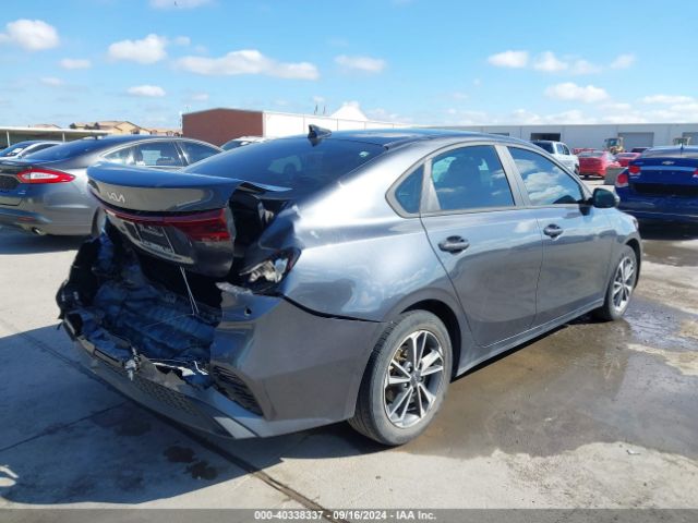 Photo 3 VIN: 3KPF24AD5NE492844 - KIA FORTE 