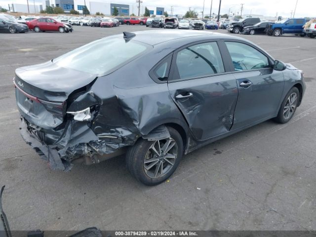 Photo 3 VIN: 3KPF24AD5NE501462 - KIA FORTE 