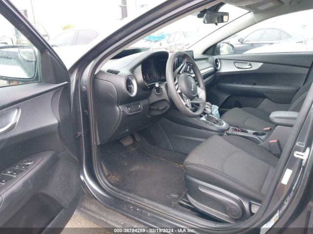 Photo 4 VIN: 3KPF24AD5NE501462 - KIA FORTE 