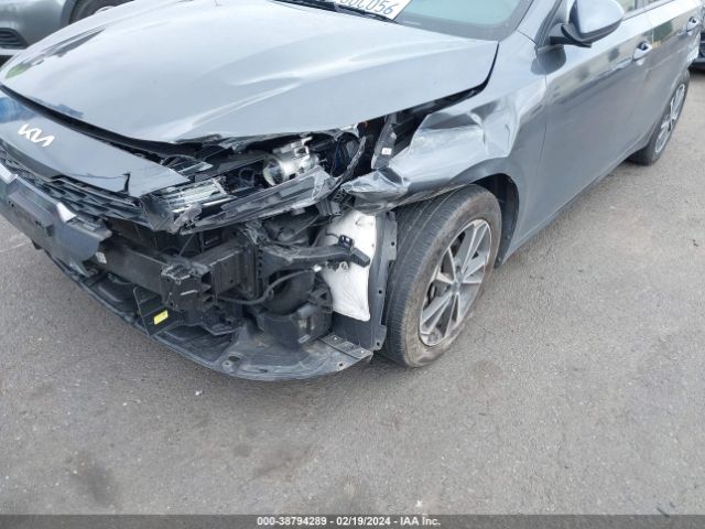 Photo 5 VIN: 3KPF24AD5NE501462 - KIA FORTE 