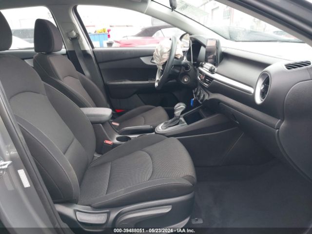 Photo 4 VIN: 3KPF24AD5NE503082 - KIA FORTE 